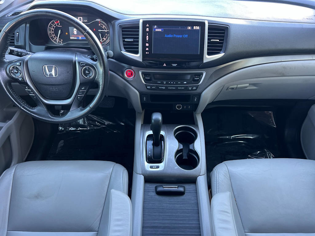 Thumbnail: 2017 Honda Pilot - 2