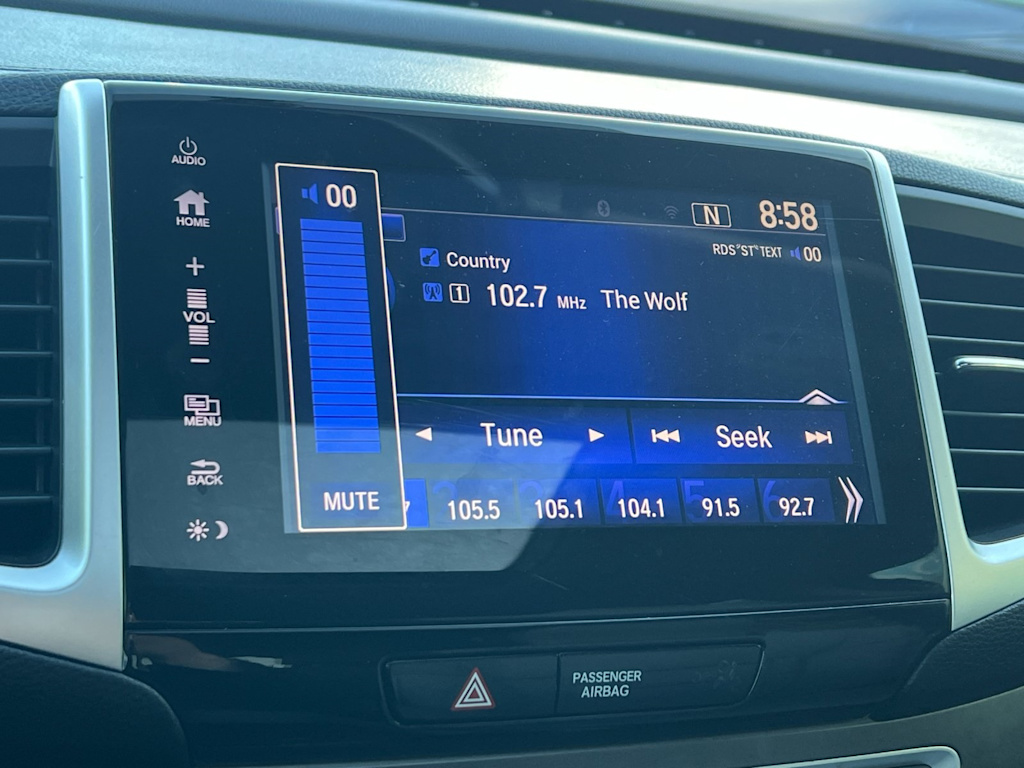 Thumbnail: 2017 Honda Pilot - 13