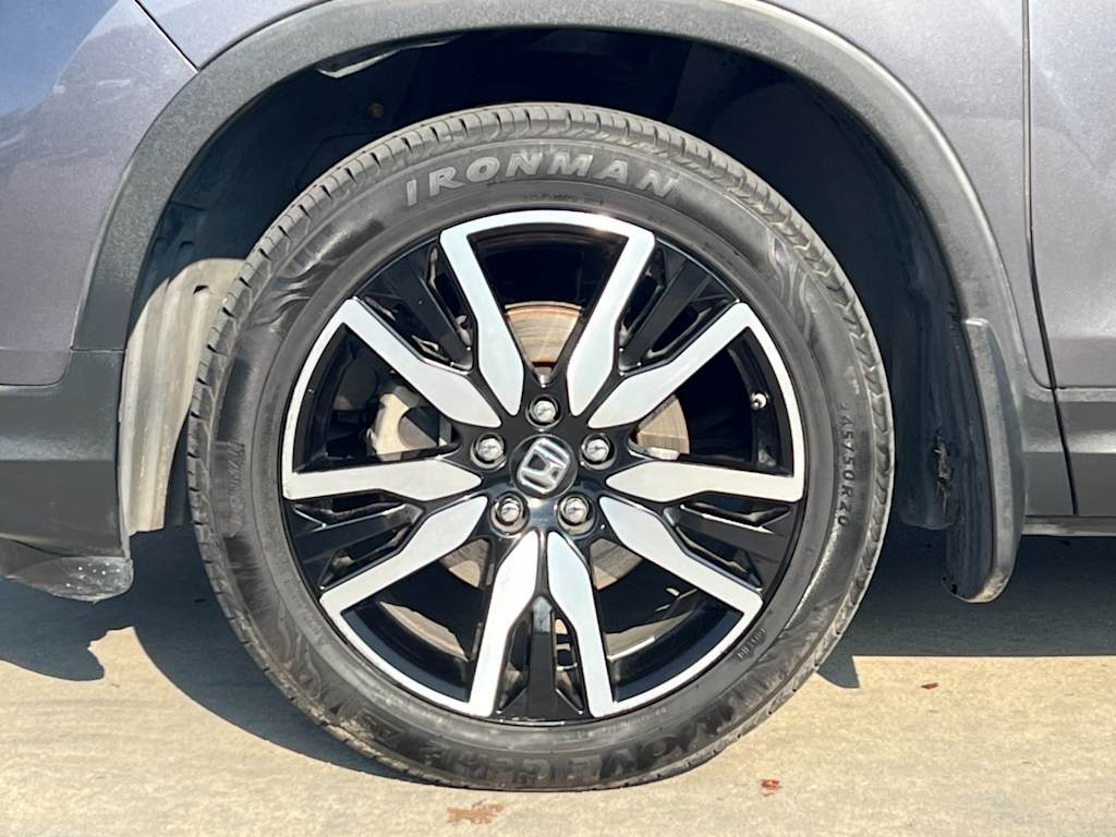 Thumbnail: 2019 Honda Pilot - 8