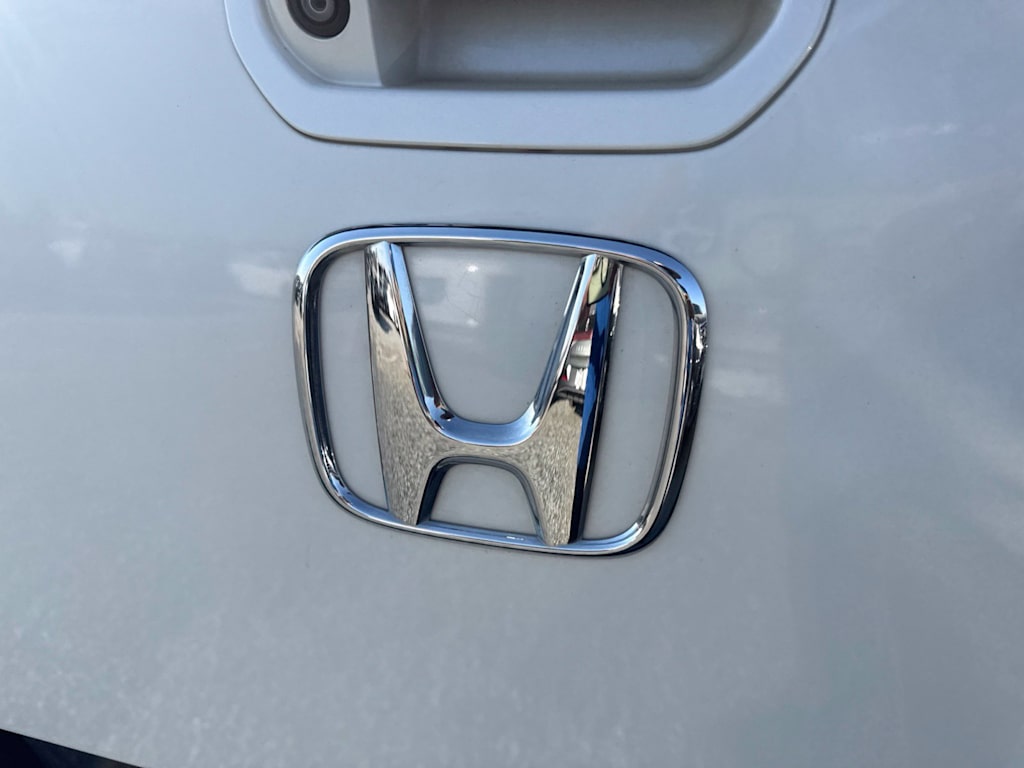 Thumbnail: 2017 Honda Ridgeline - 16