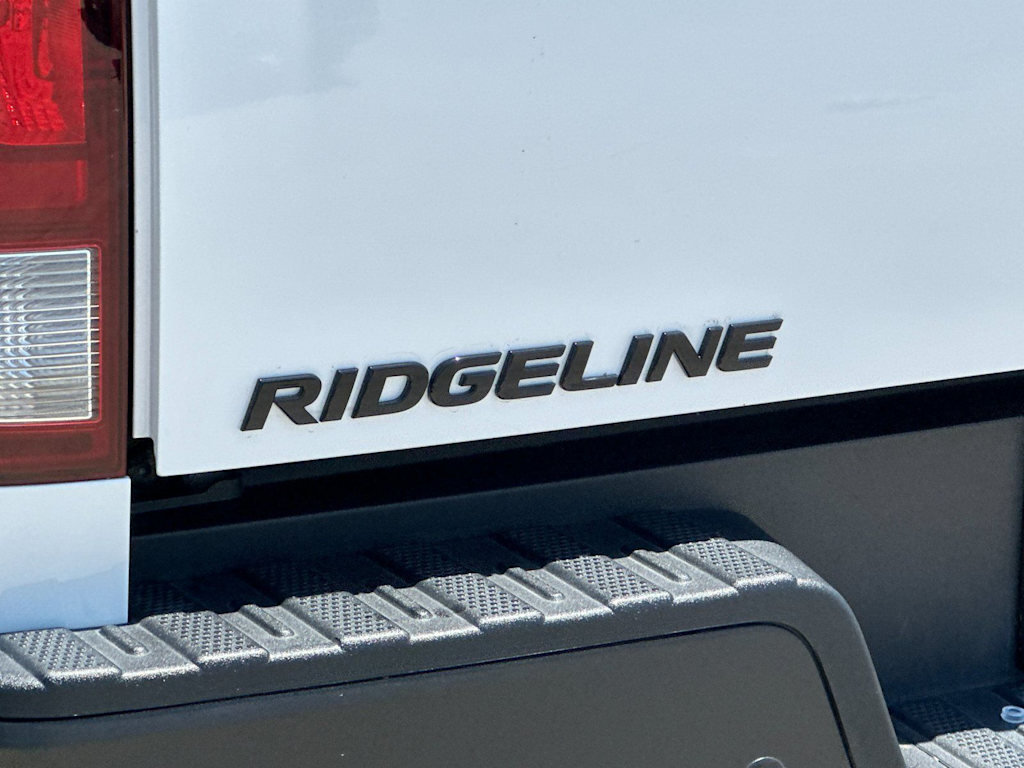 Thumbnail: 2023 Honda Ridgeline - 7
