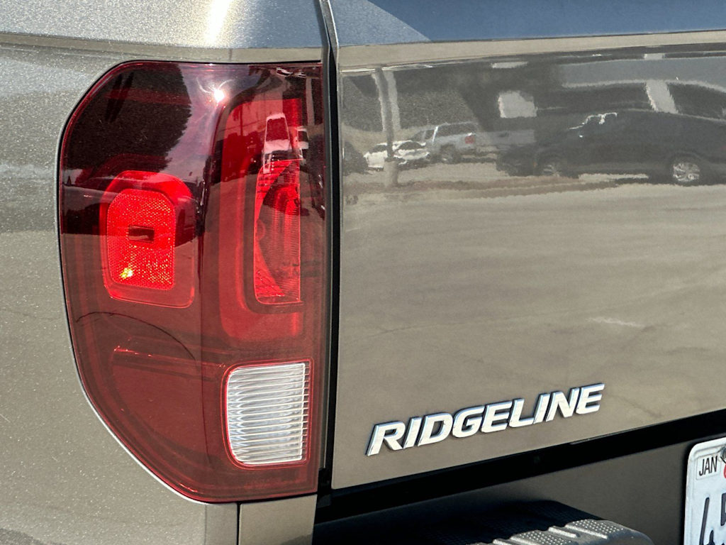 Thumbnail: 2022 Honda Ridgeline - 30