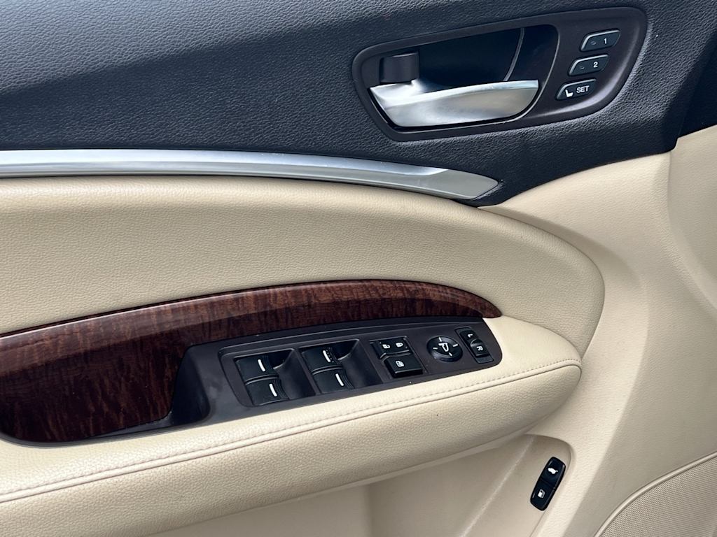 Thumbnail: 2017 Acura MDX - 21