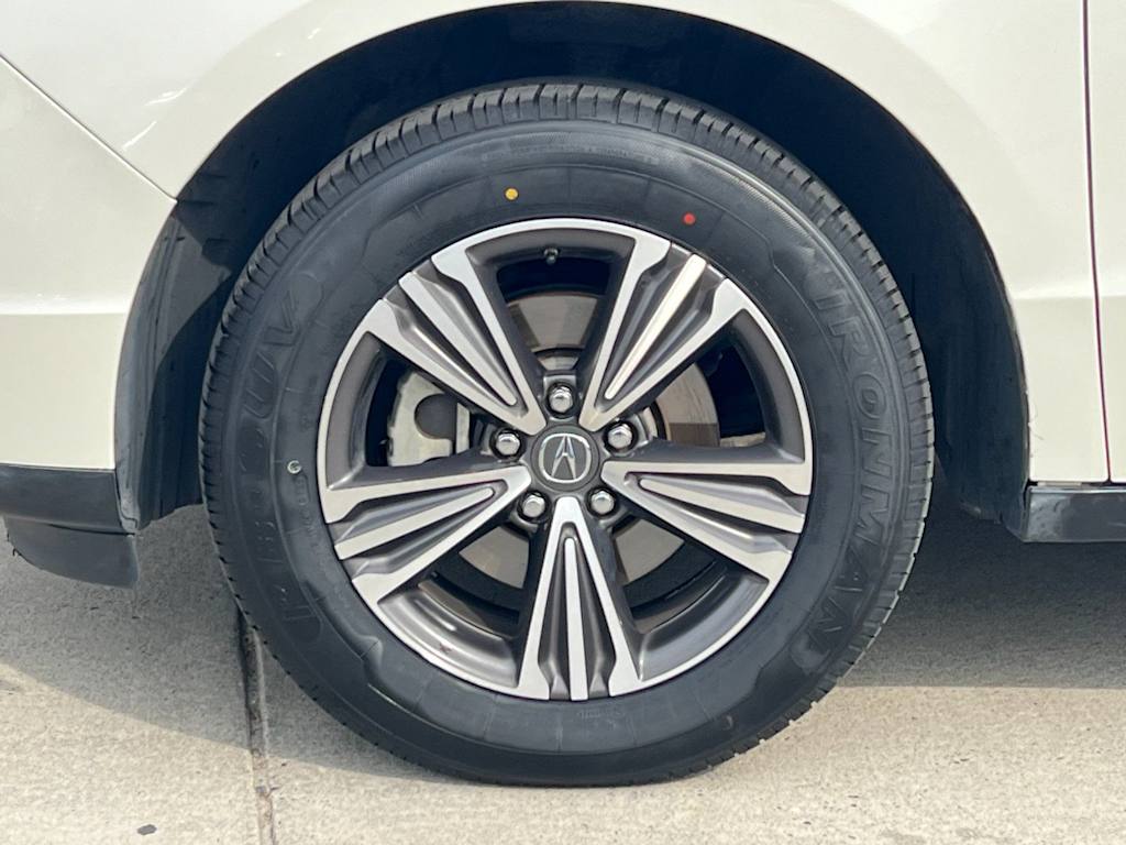 Thumbnail: 2017 Acura MDX - 8