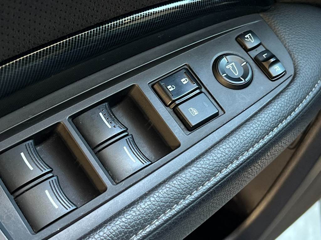 Thumbnail: 2019 Acura MDX - 23