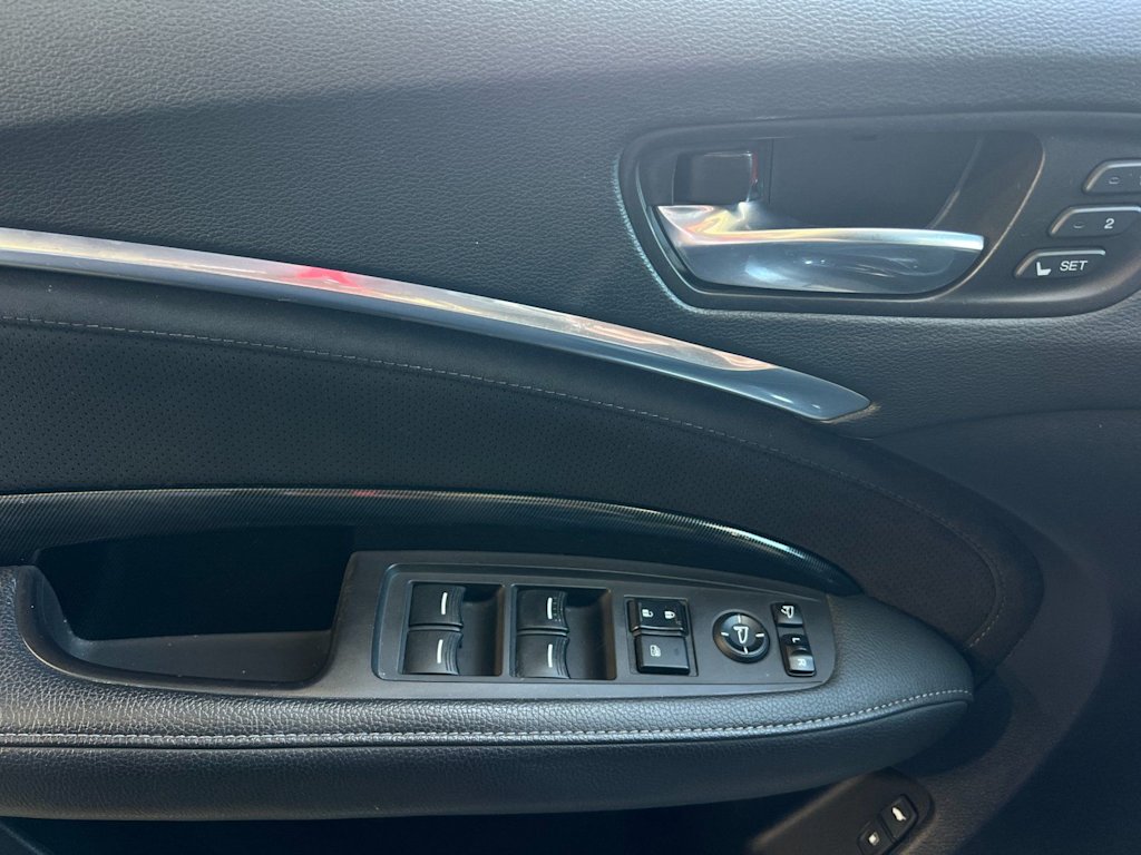 Thumbnail: 2019 Acura MDX - 22