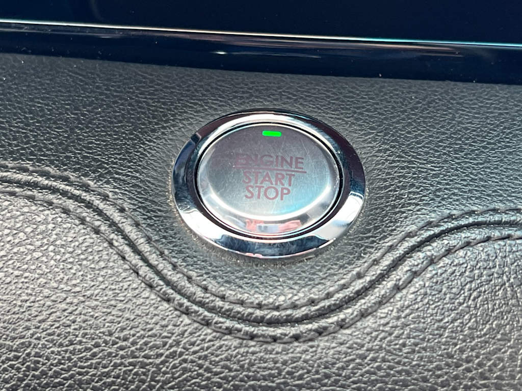 Thumbnail: 2023 Lincoln Navigator - 29