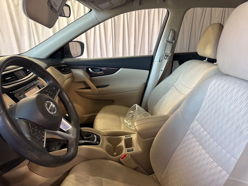 Thumbnail: 2019 Nissan Rogue - 8