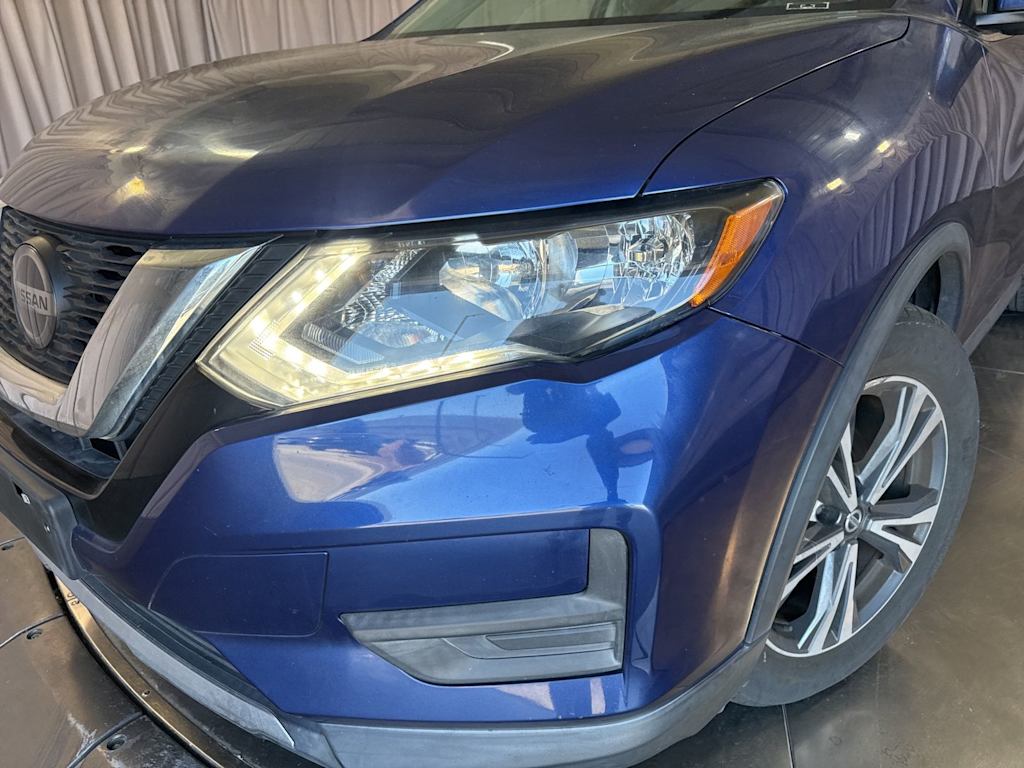Thumbnail: 2019 Nissan Rogue - 17