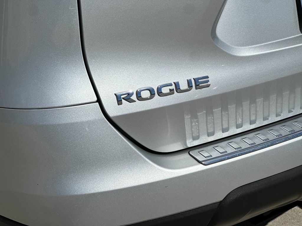 Thumbnail: 2014 Nissan Rogue - 7