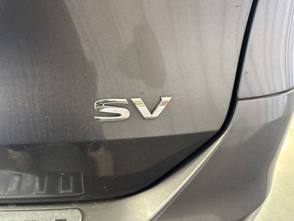 Thumbnail: 2015 Nissan Rogue - 18