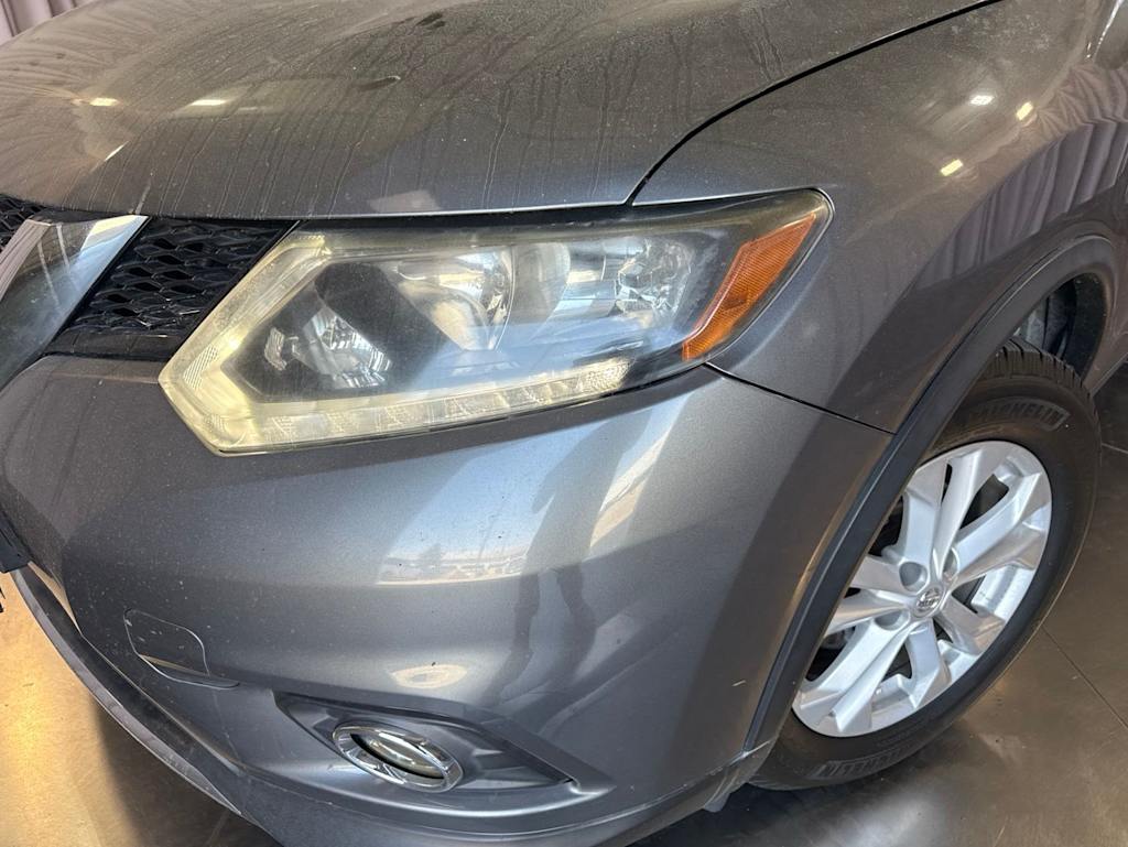 Thumbnail: 2015 Nissan Rogue - 15
