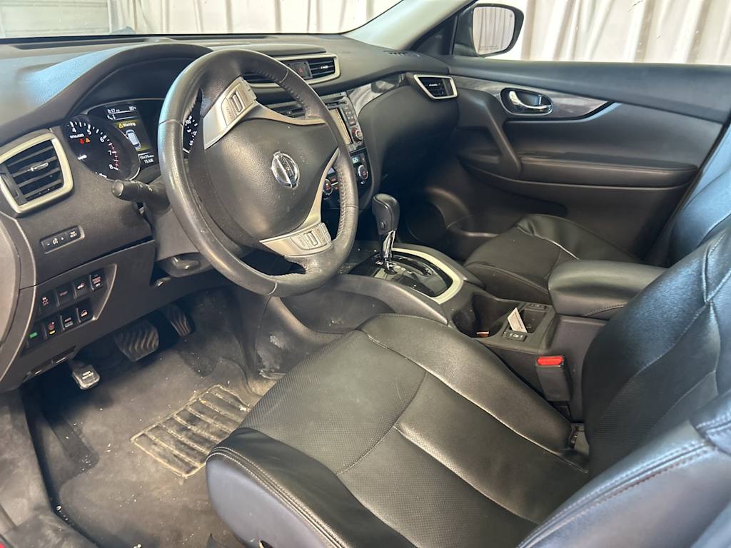 Thumbnail: 2016 Nissan Rogue - 6