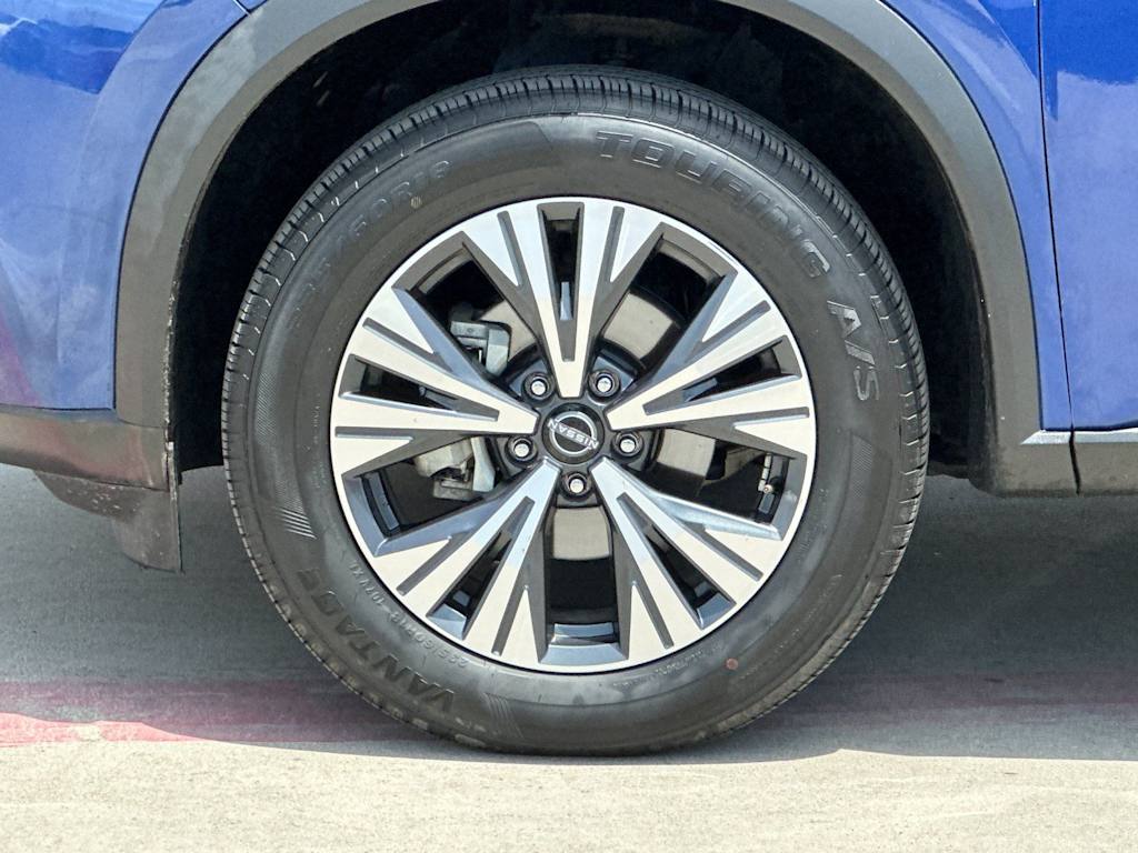 Thumbnail: 2023 Nissan Rogue - 8