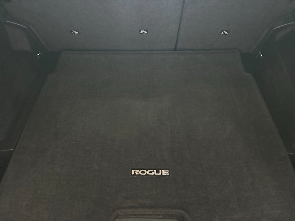 Thumbnail: 2023 Nissan Rogue - 16