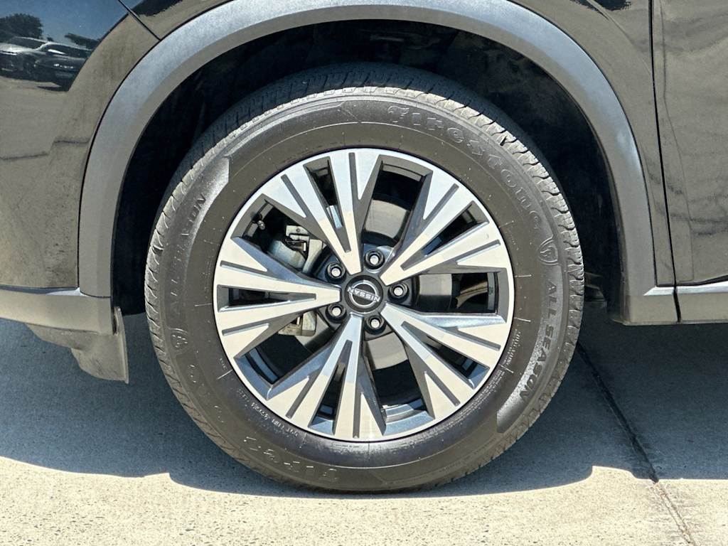 Thumbnail: 2022 Nissan Rogue - 8