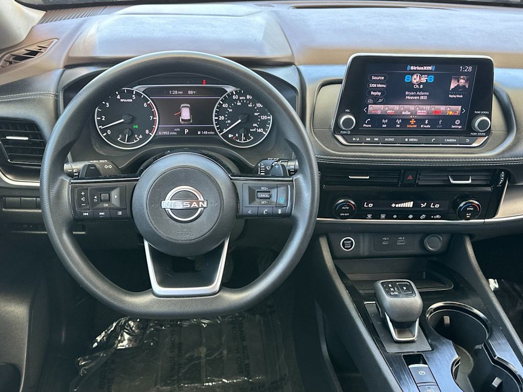 Thumbnail: 2022 Nissan Rogue - 12