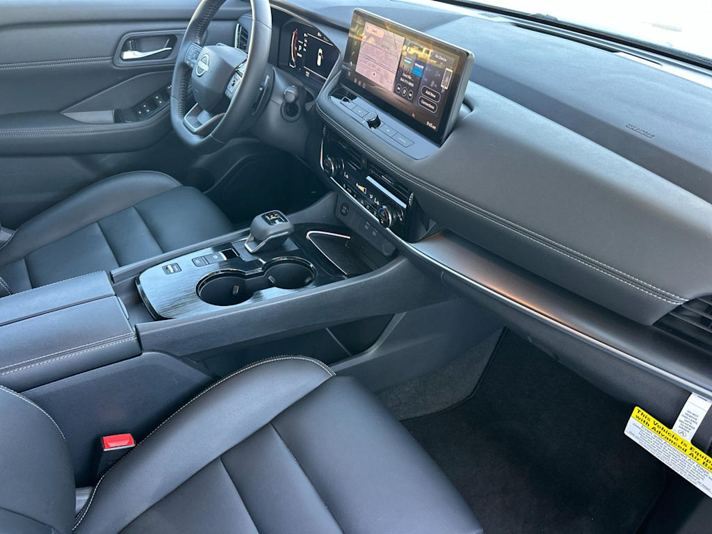 Thumbnail: 2026 Nissan Rogue - 12
