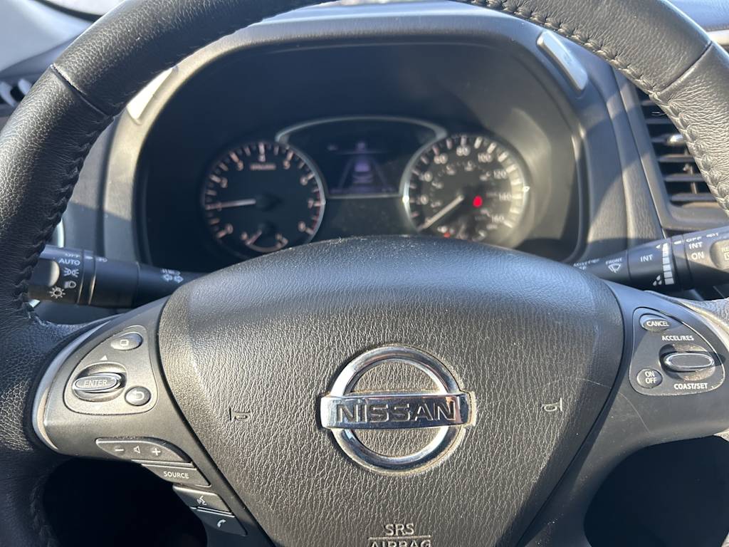 Thumbnail: 2017 Nissan Pathfinder - 32