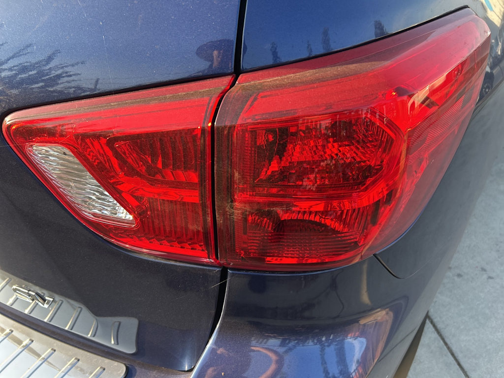 Thumbnail: 2017 Nissan Pathfinder - 18