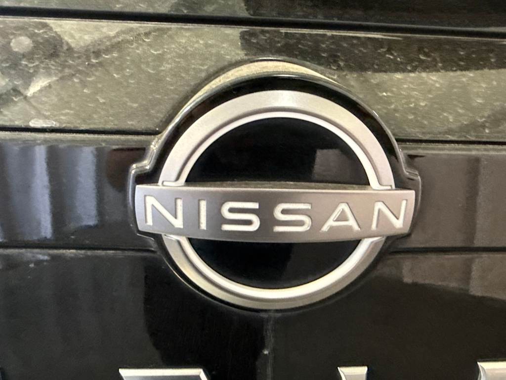 Thumbnail: 2022 Nissan Pathfinder - 18