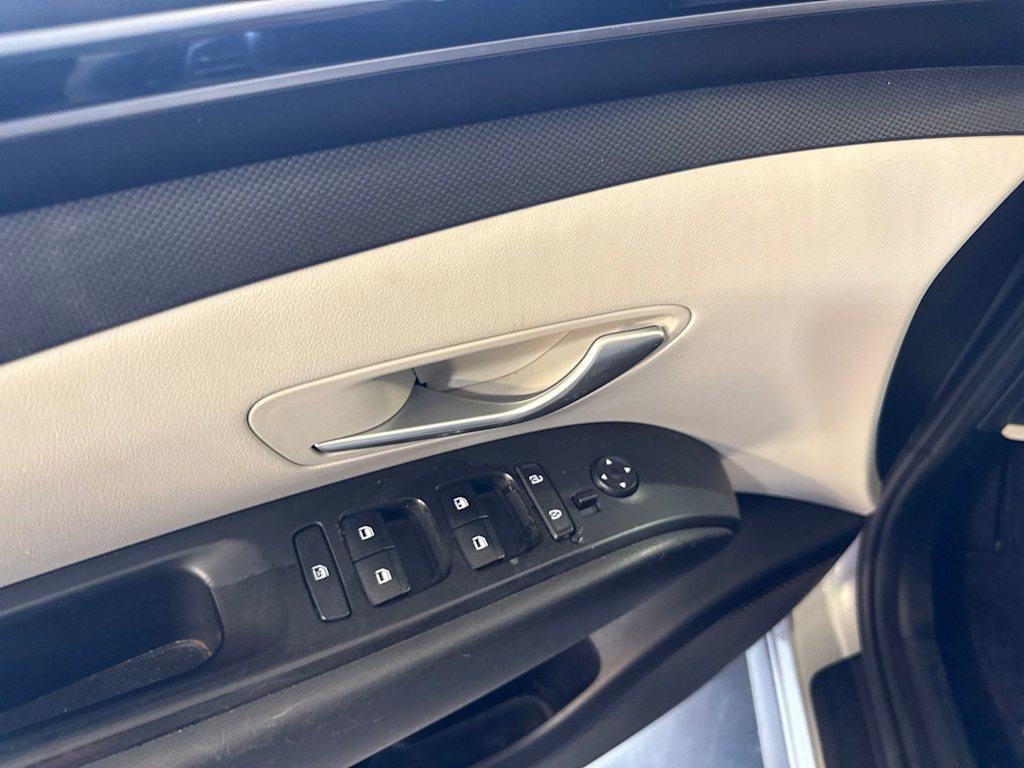Thumbnail: 2022 Hyundai Tucson - 23