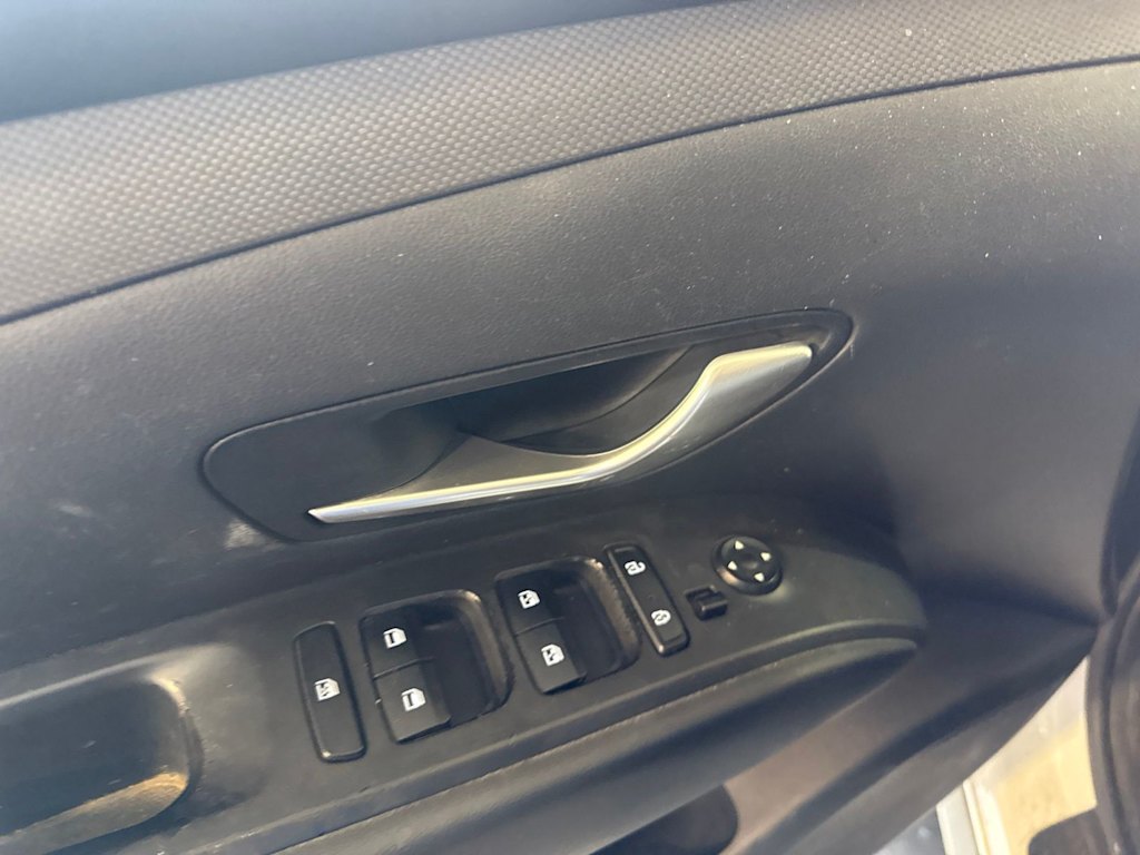 Thumbnail: 2022 Hyundai Tucson - 21