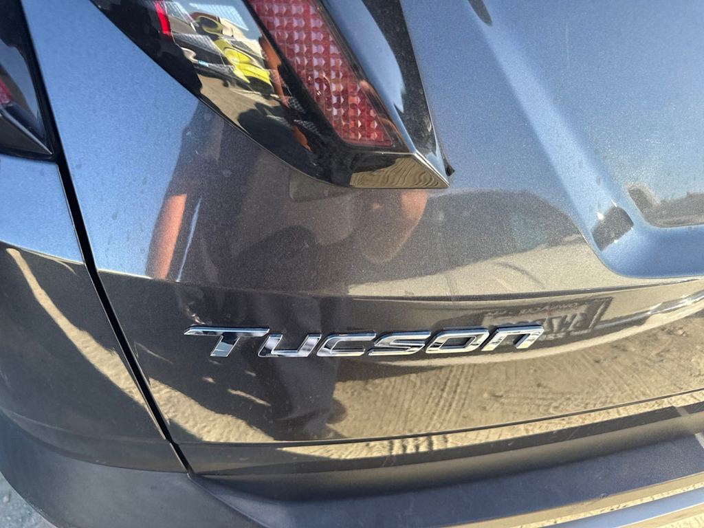 Thumbnail: 2022 Hyundai Tucson - 5