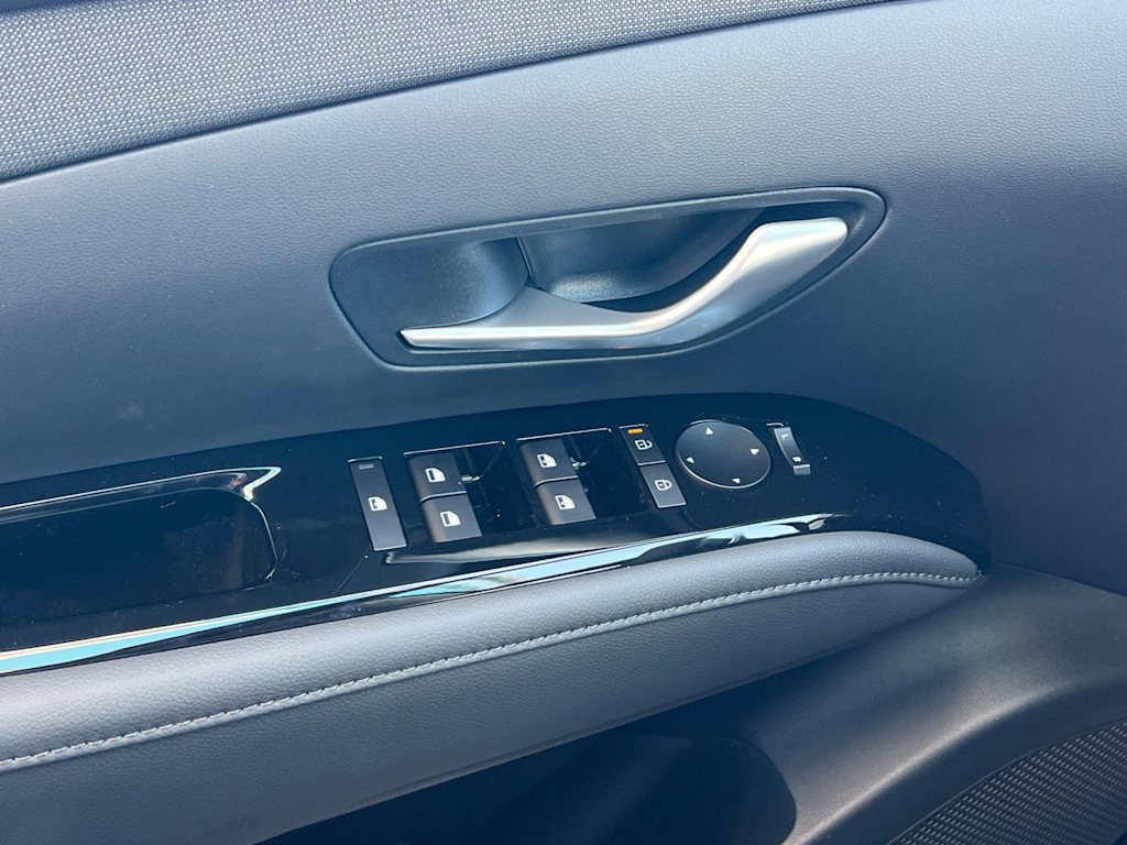 Thumbnail: 2025 Hyundai Tucson - 19