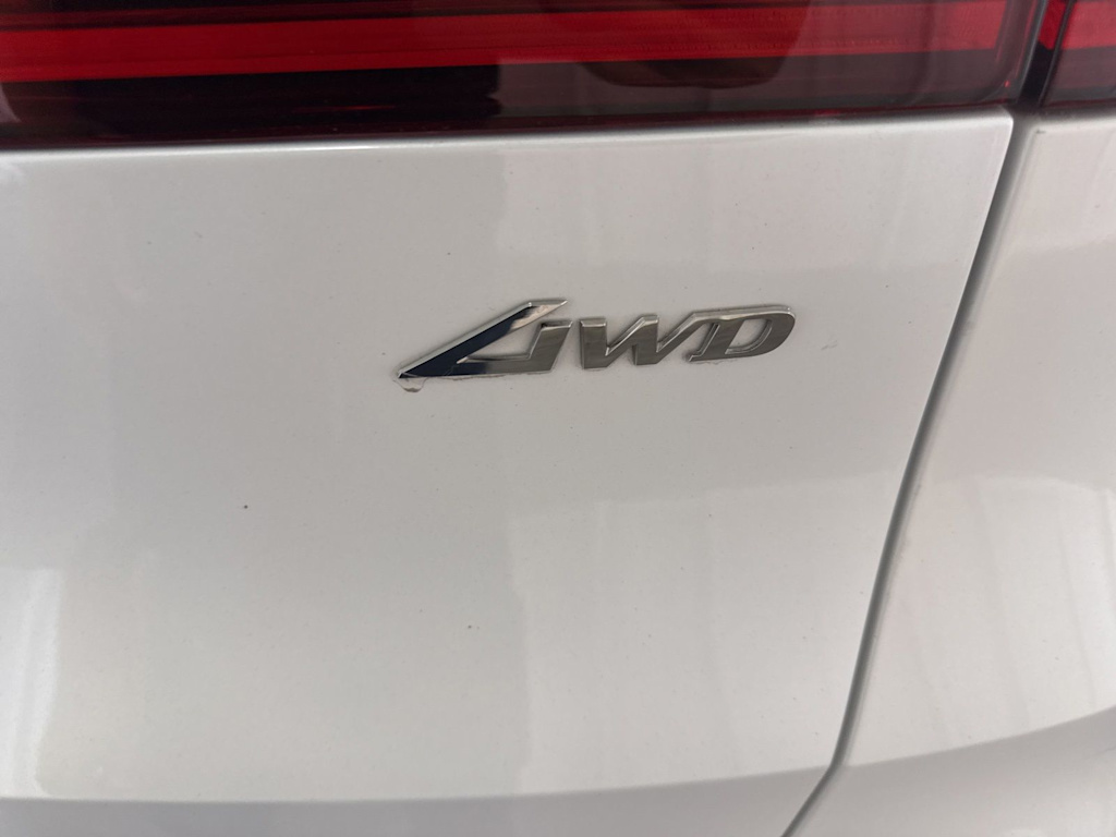 Thumbnail: 2025 Genesis GV70 - 20
