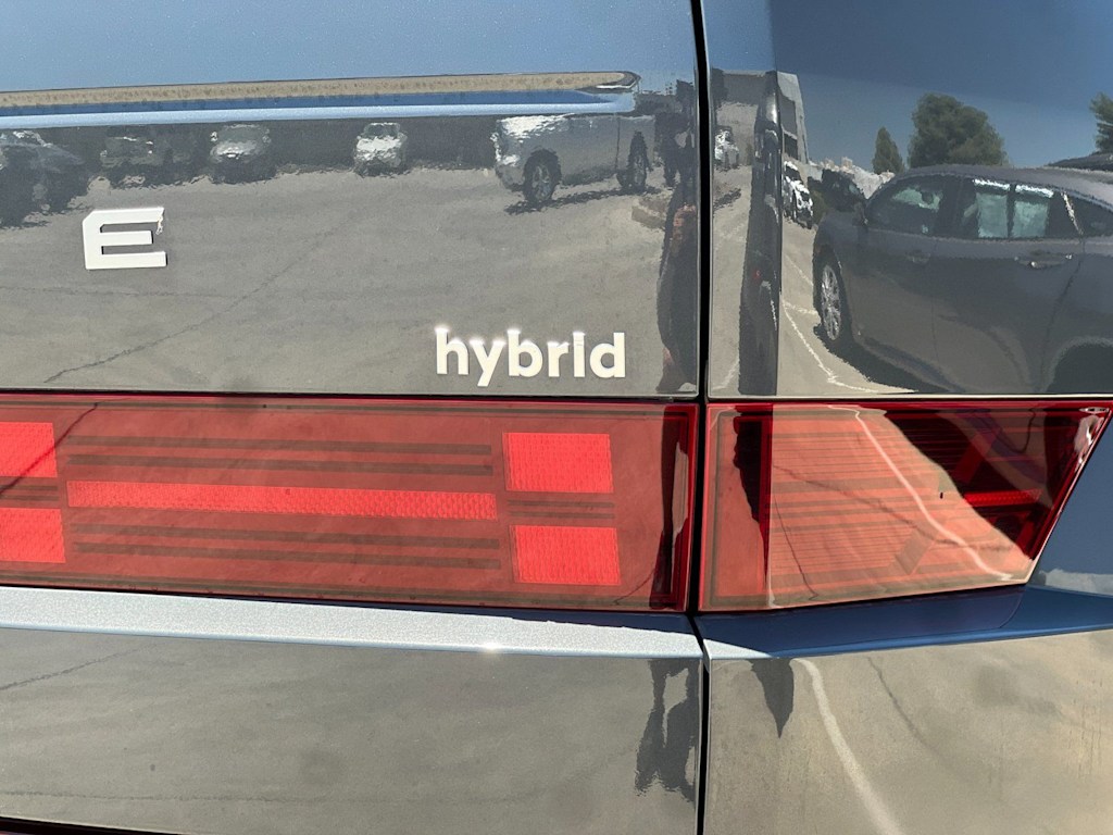 Thumbnail: 2024 Hyundai Santa Fe - 30