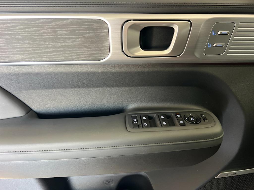 Thumbnail: 2025 Hyundai Santa Fe - 21