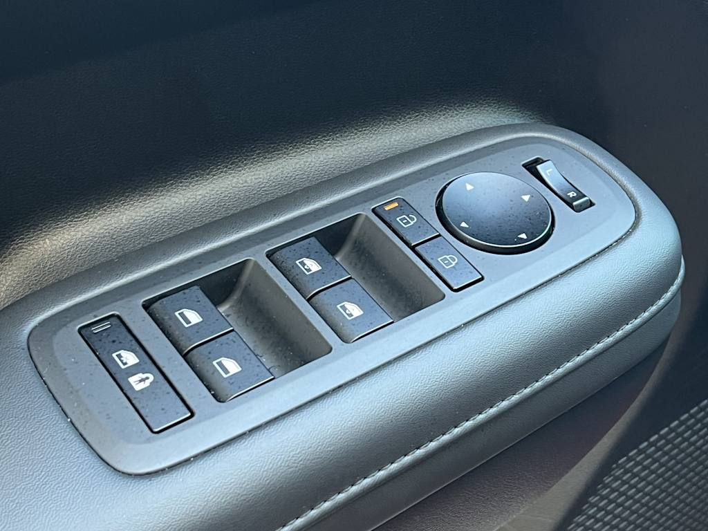 Thumbnail: 2025 Hyundai Santa Fe - 23