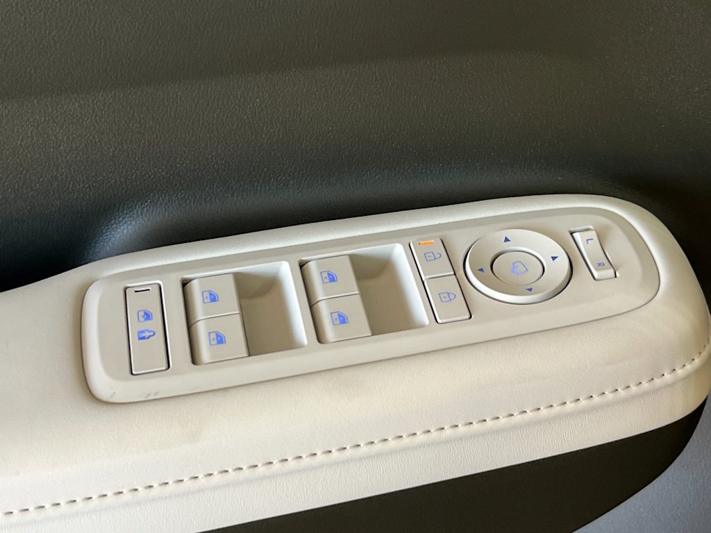 Thumbnail: 2025 Hyundai Santa Fe - 20