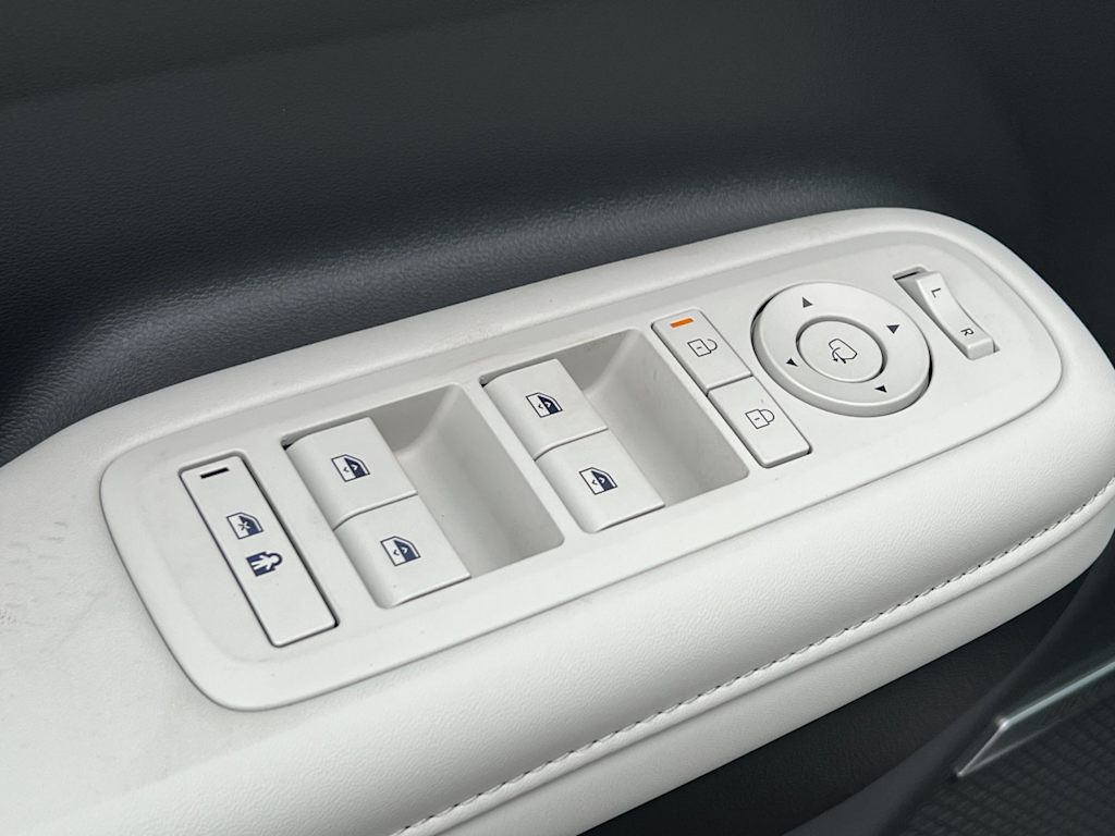 Thumbnail: 2025 Hyundai Santa Fe - 22