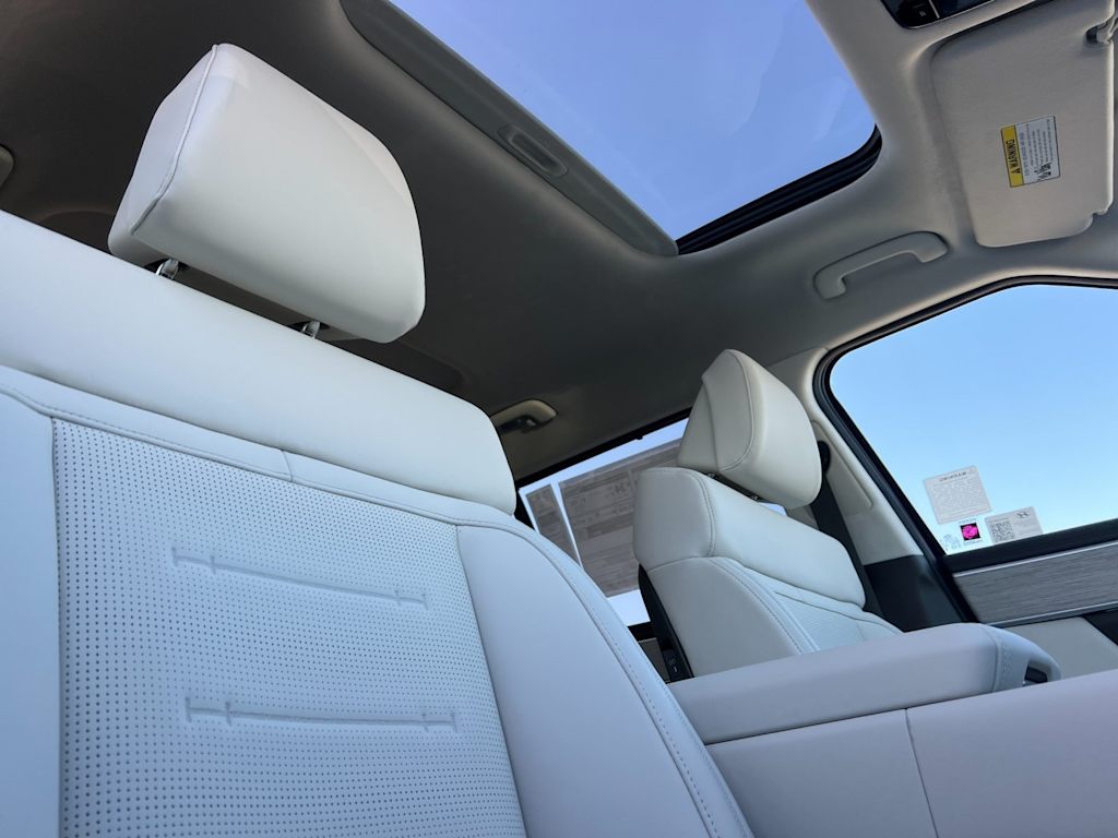 Thumbnail: 2025 Hyundai Santa Fe - 22