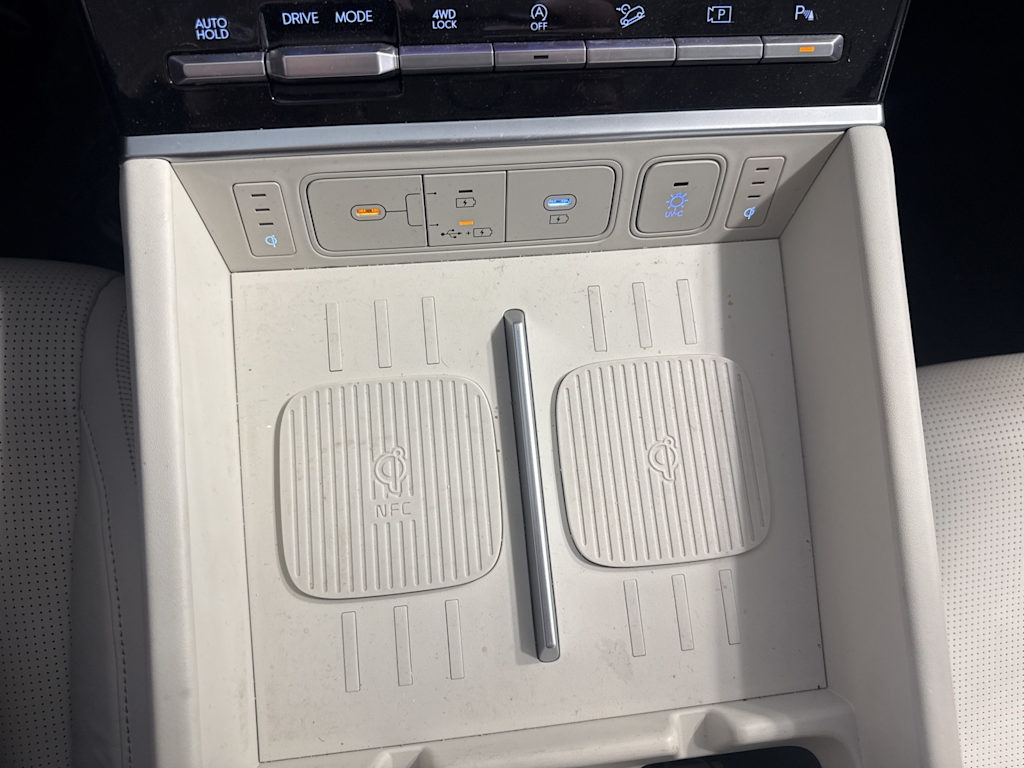 Thumbnail: 2024 Hyundai Santa Fe - 10