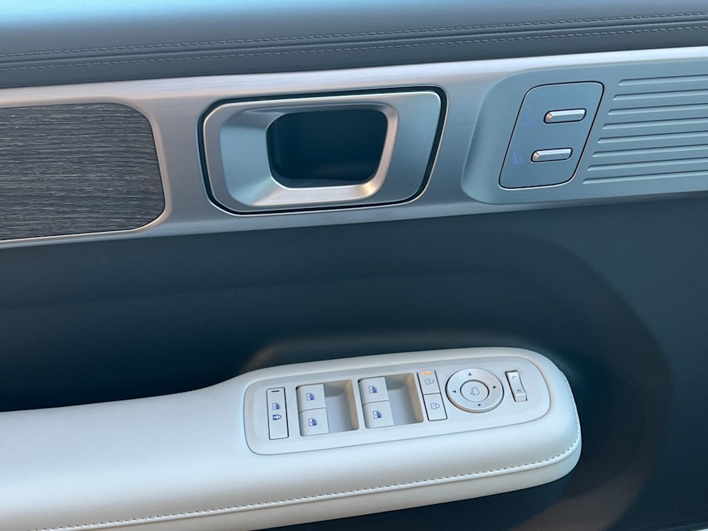 Thumbnail: 2025 Hyundai Santa Fe - 21