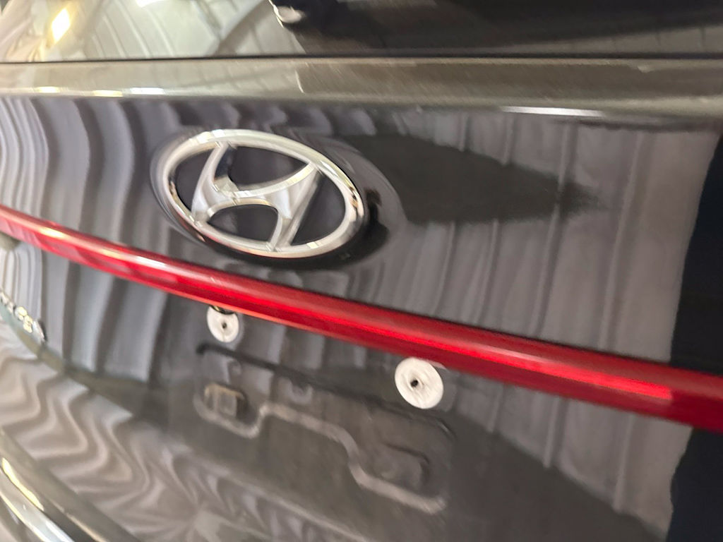 Thumbnail: 2023 Hyundai Santa Fe - 20