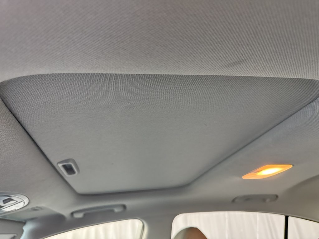 Thumbnail: 2018 Hyundai Elantra - 23