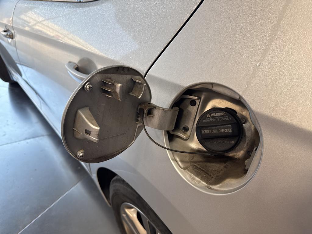 Thumbnail: 2018 Hyundai Elantra - 18