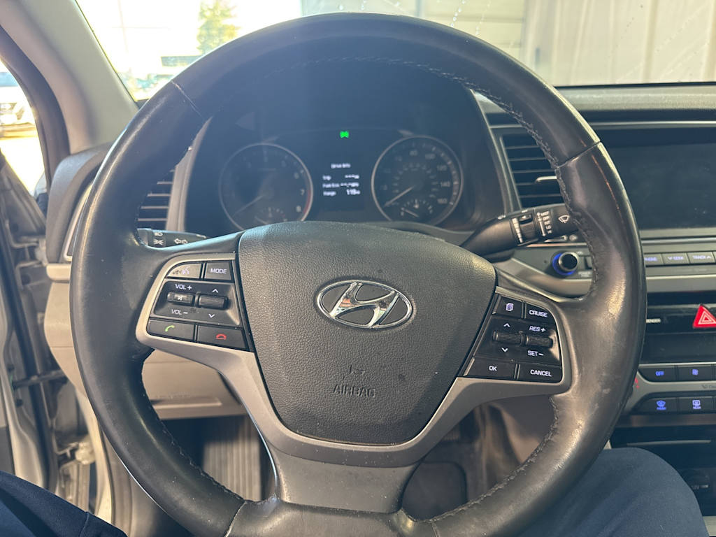 Thumbnail: 2018 Hyundai Elantra - 9