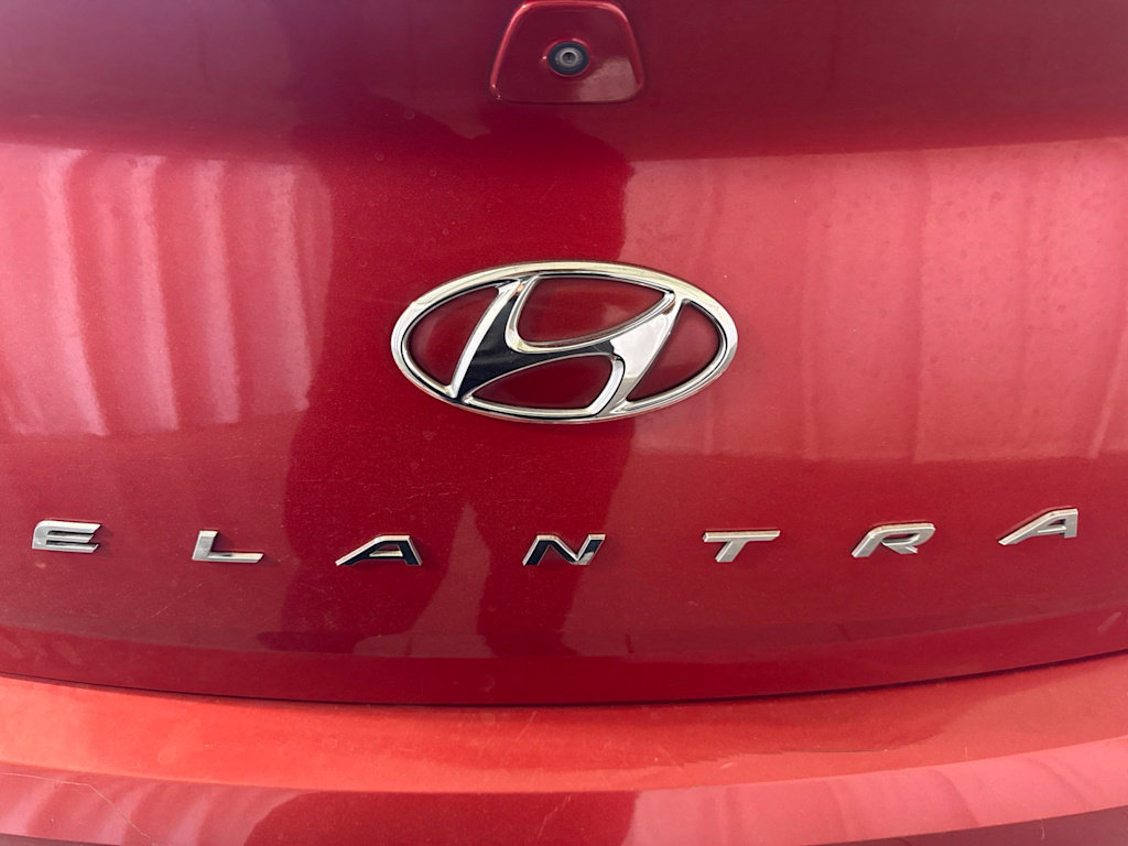 Thumbnail: 2020 Hyundai Elantra - 7