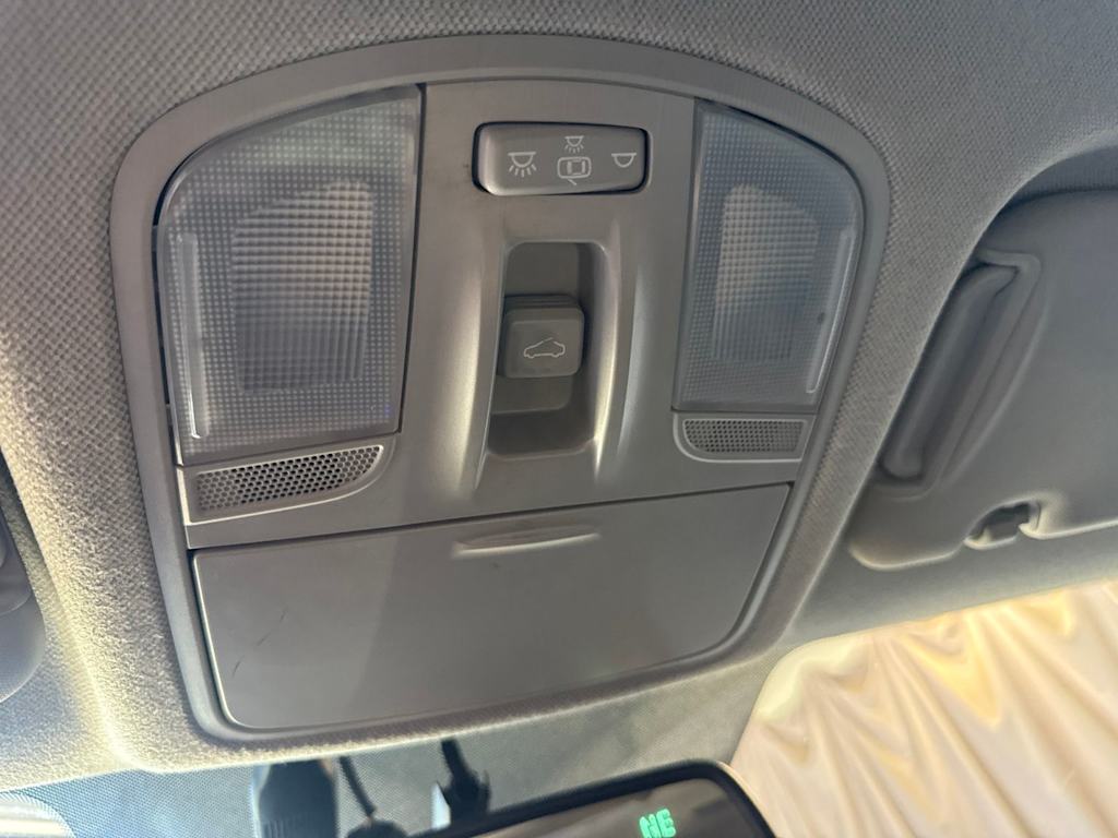 Thumbnail: 2018 Hyundai Elantra - 27