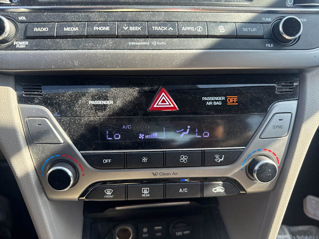 Thumbnail: 2017 Hyundai Elantra - 20