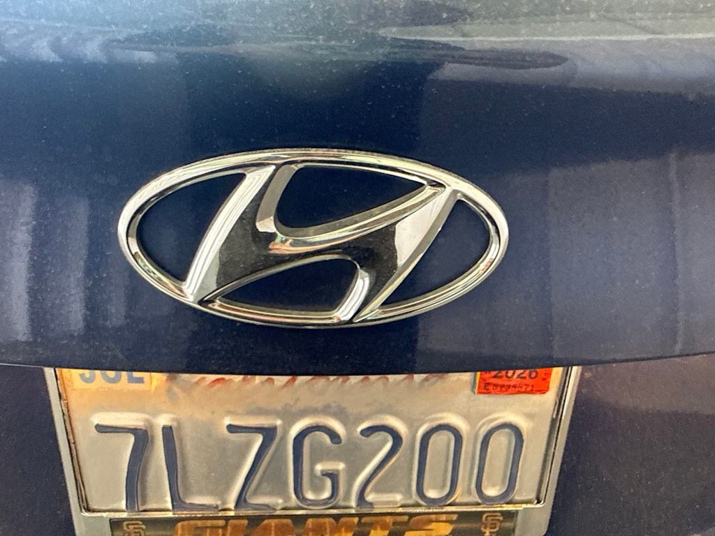 Thumbnail: 2016 Hyundai Elantra - 21