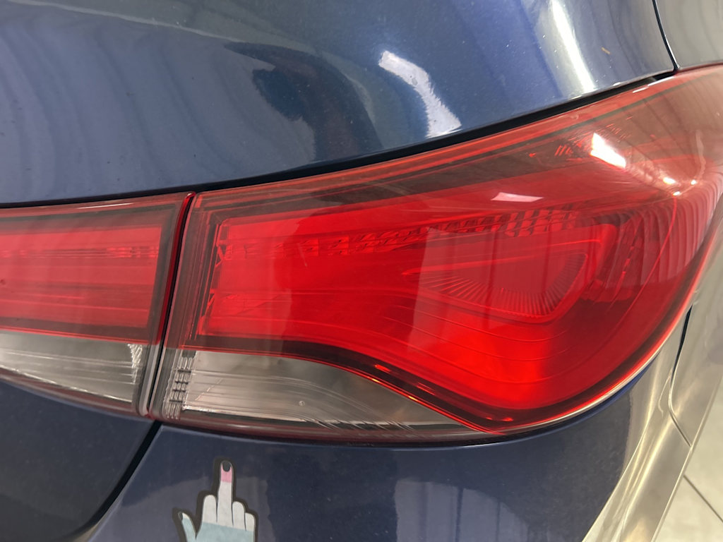 Thumbnail: 2015 Hyundai Elantra - 13