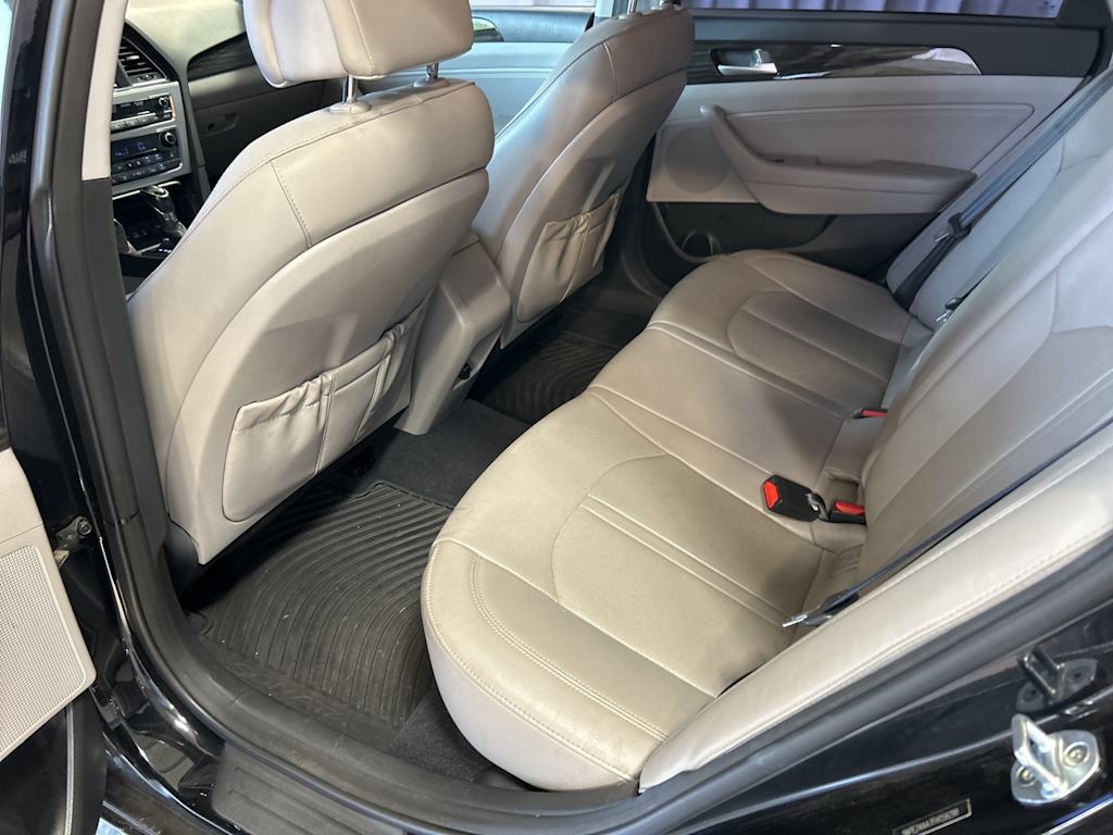2015 Hyundai Sonata Eco 9
