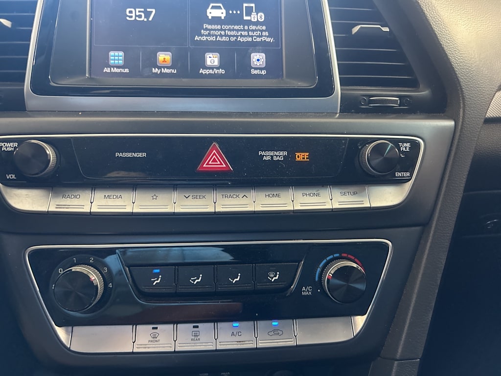Thumbnail: 2018 Hyundai Sonata - 30
