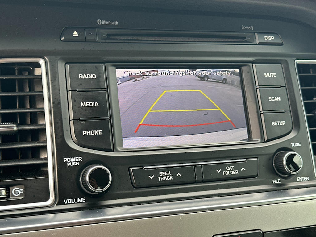 Thumbnail: 2015 Hyundai Sonata - 24